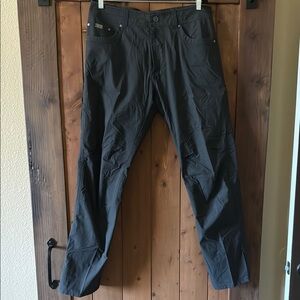 KUHL Revolvr Cargo Pant Gotham Grey